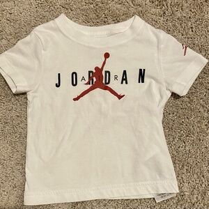 Air Jordan T Shirt Size 2T White Black Flight Jumpman Nike Boy 2T
